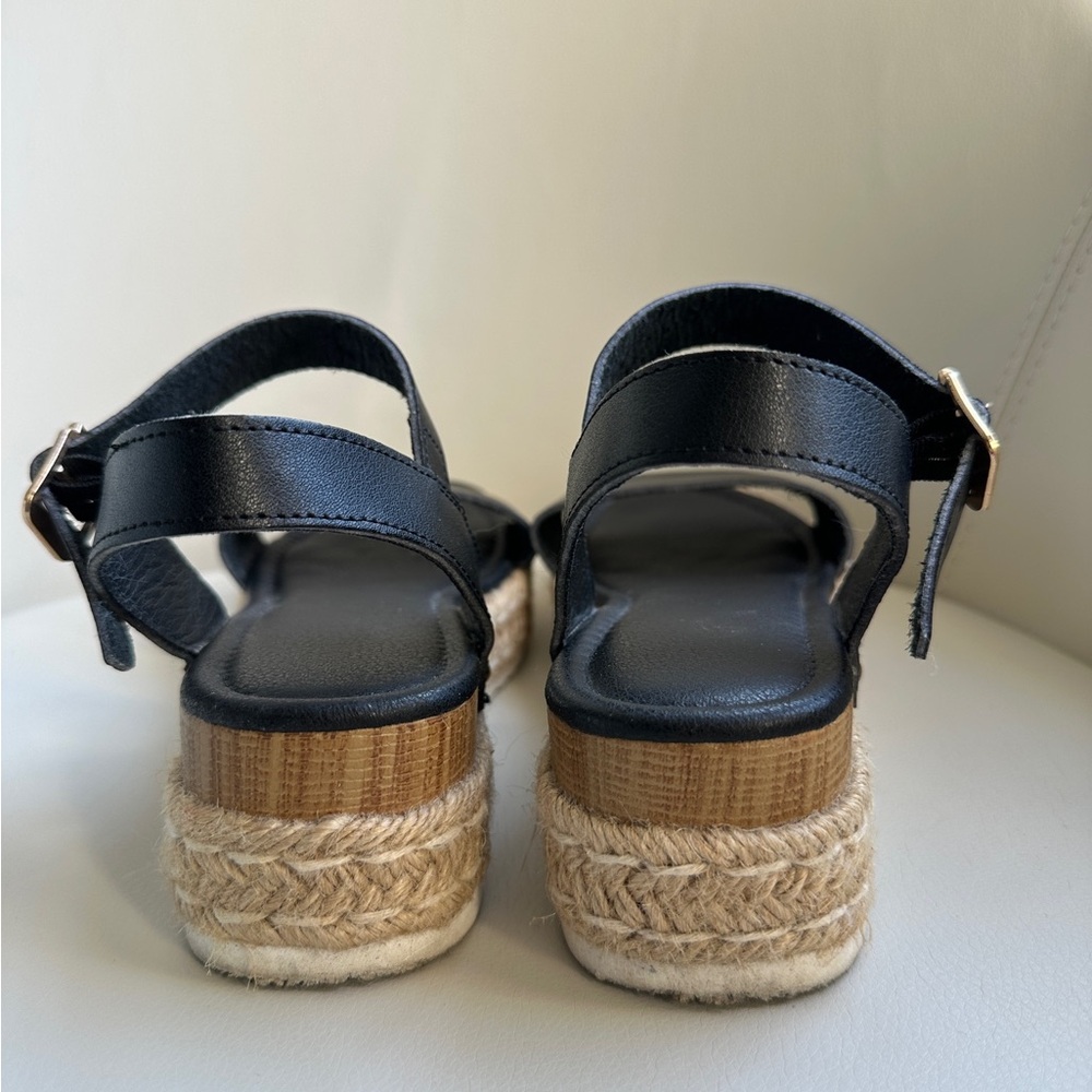 Cushionaire Melissa Platform Wedge Espadrille Sandals in Size 7.5 - Picture 11 of 13